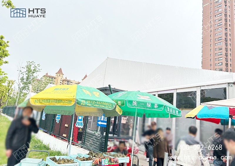 这座接近4000平方米的菜市场篷房，正式投入使用了