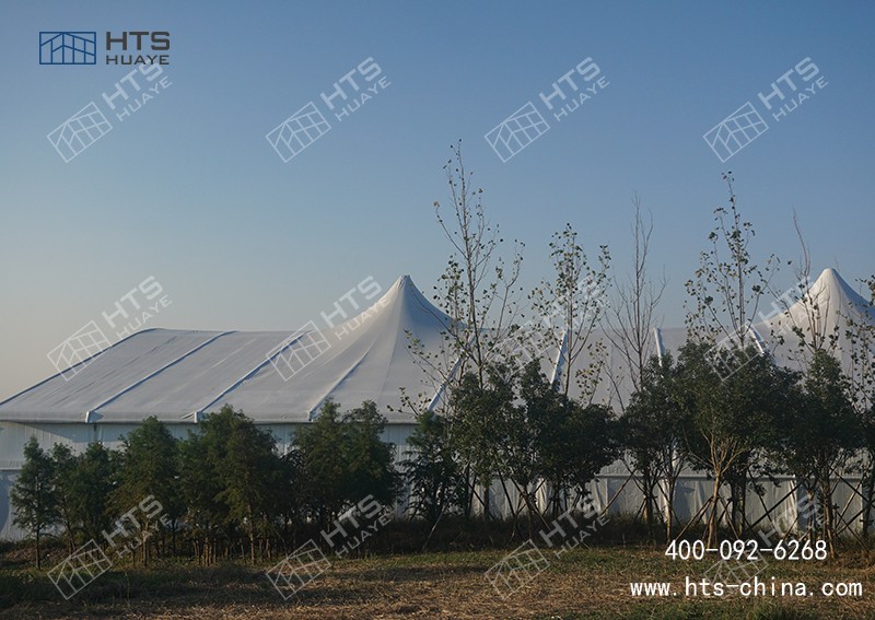 软膜足球场篷房正逐渐在全民健身场地设施建设中崭露头角