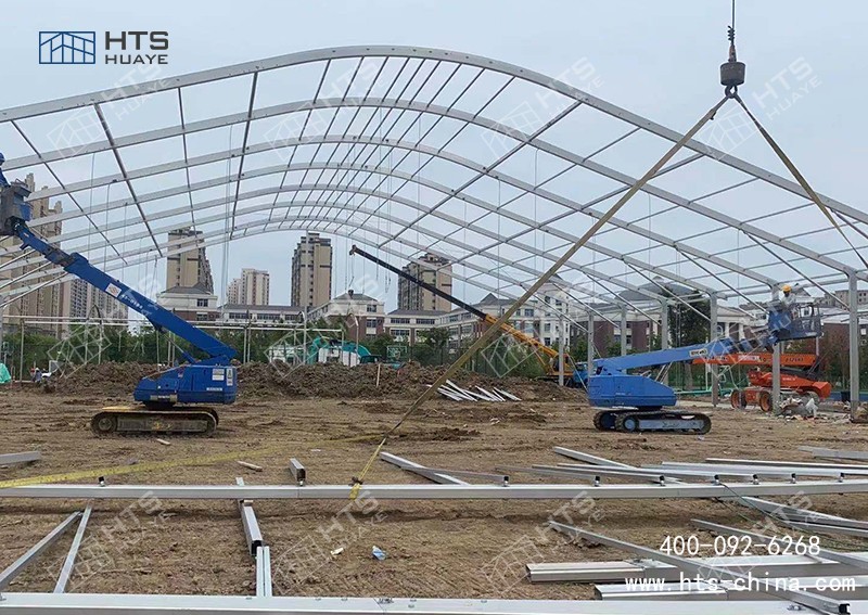 在众多工业篷房生产厂家中可以选择华烨建筑科技工厂